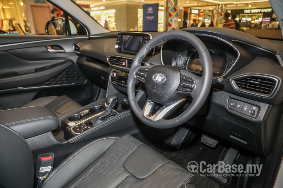 Hyundai Santa Fe TM (2019) Interior
