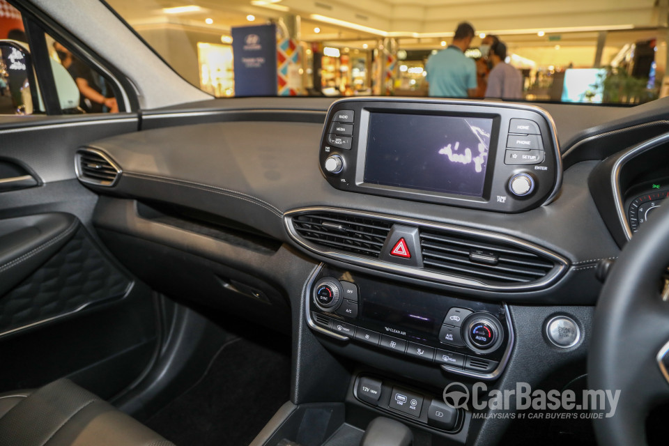 Hyundai Santa Fe TM (2019) Interior