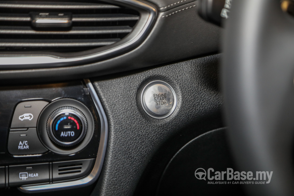 Hyundai Santa Fe TM (2019) Interior