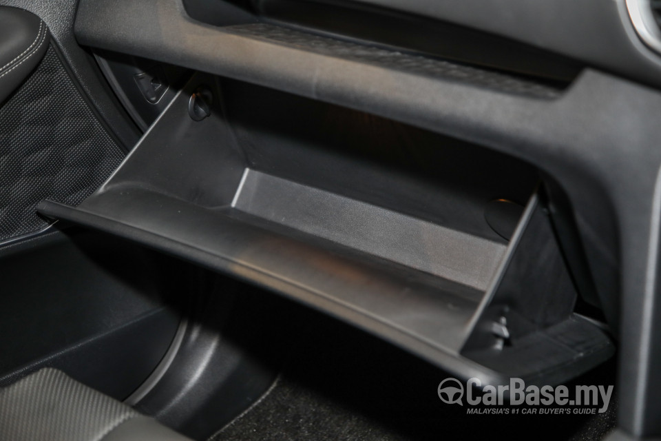 Hyundai Santa Fe TM (2019) Interior
