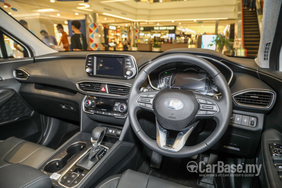Hyundai Santa Fe TM (2019) Interior