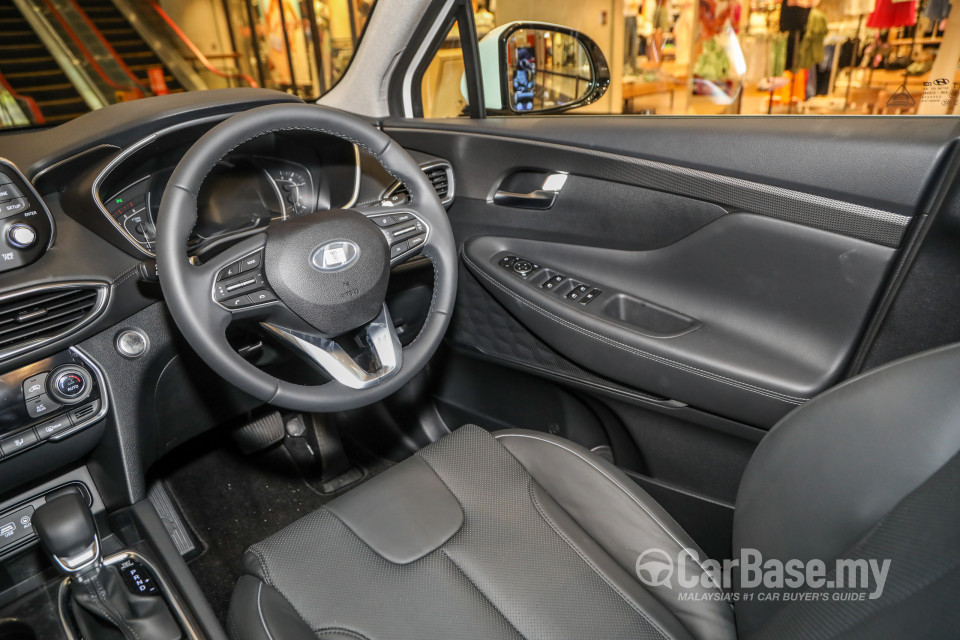 Hyundai Santa Fe TM (2019) Interior