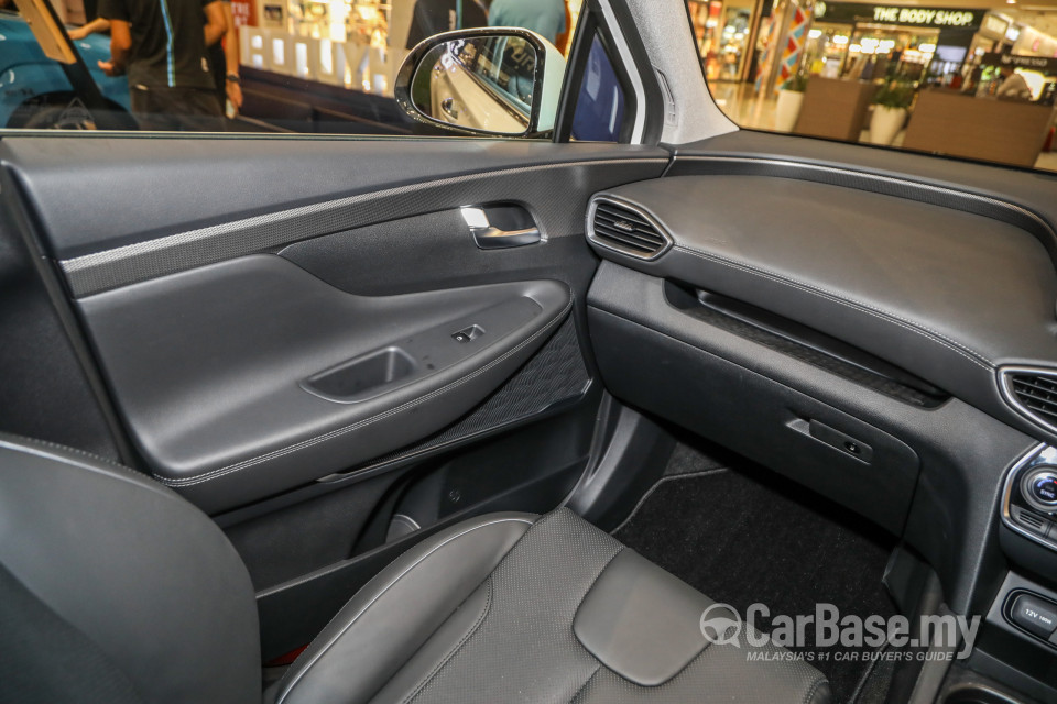 Hyundai Santa Fe TM (2019) Interior