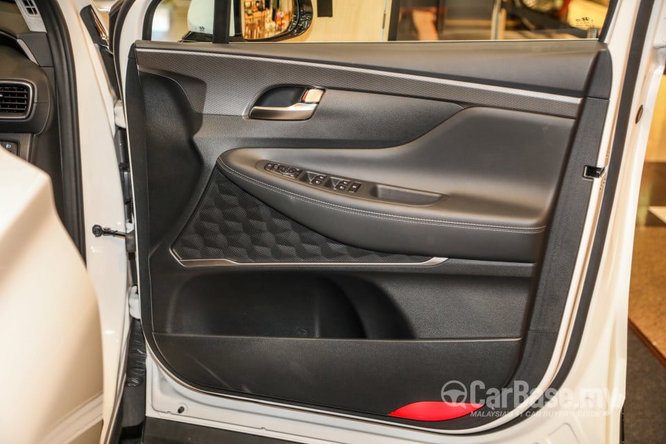 Hyundai Santa Fe TM (2019) Interior