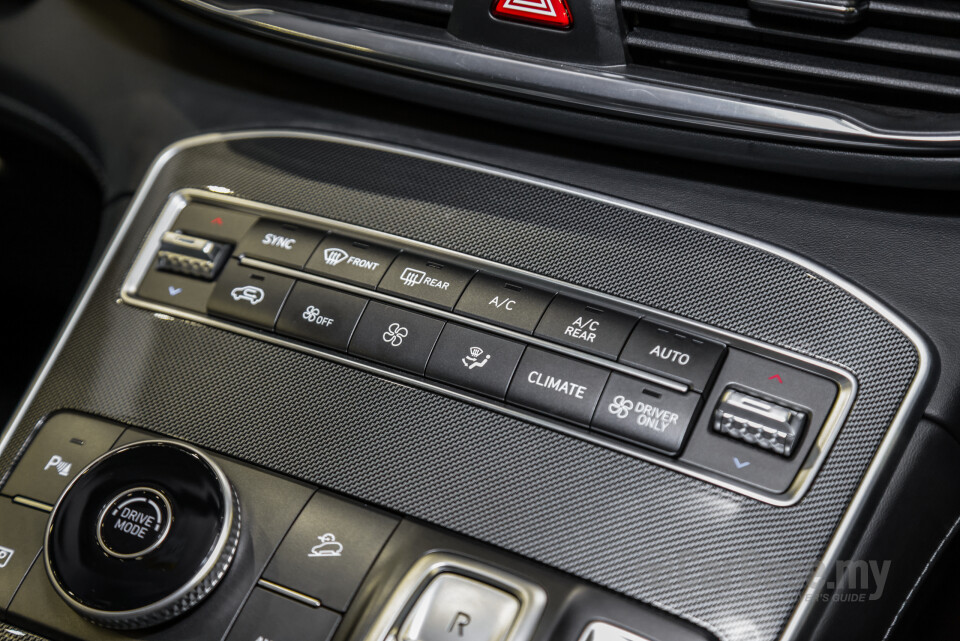 Hyundai Santa Fe TM Facelift (2024) Interior
