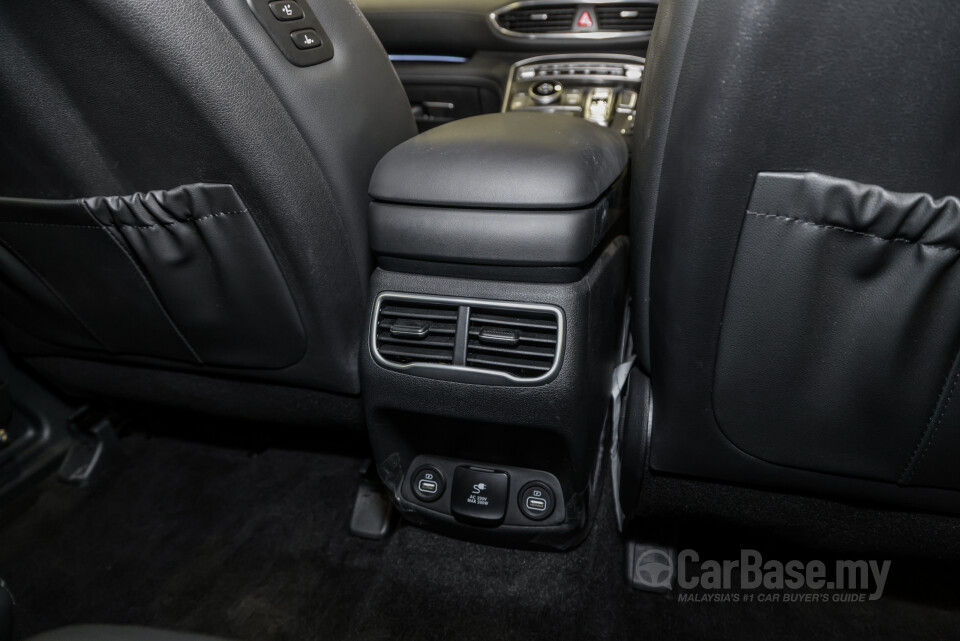 Hyundai Santa Fe TM Facelift (2024) Interior
