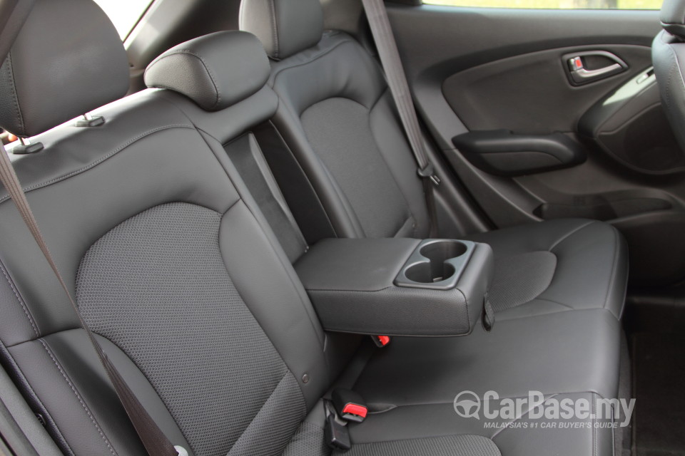 Hyundai Tucson Mk2 Facelift (2013) Interior