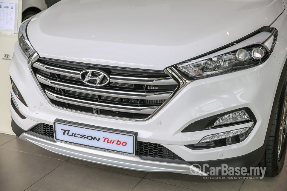 Hyundai Tucson TL (2015) Exterior