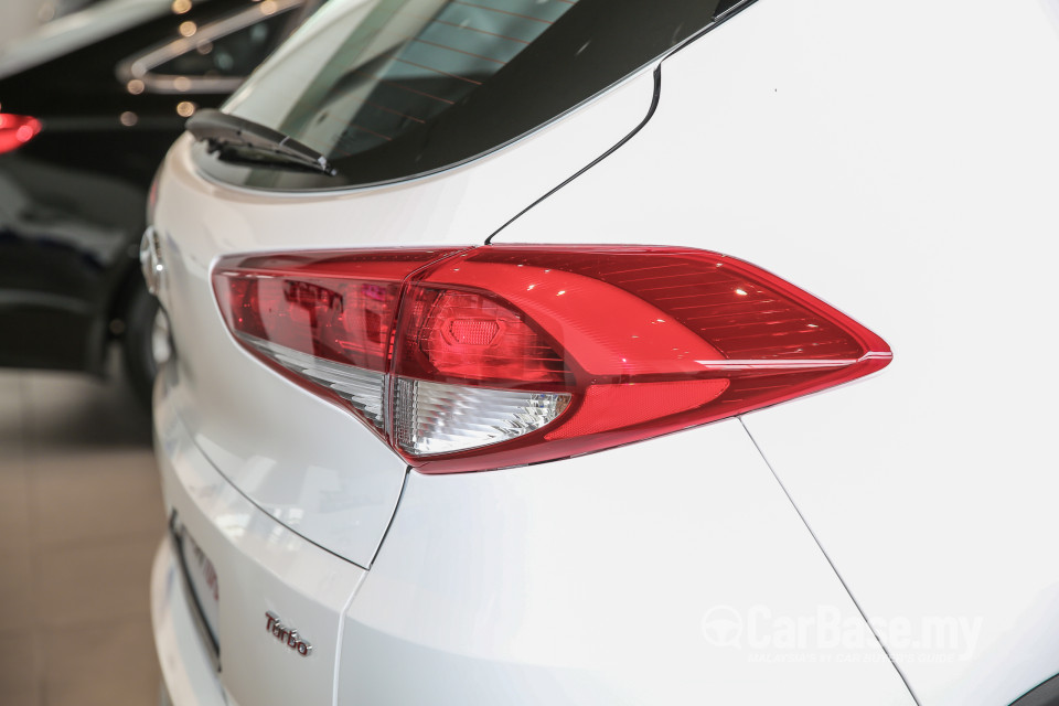 Hyundai Tucson TL (2015) Exterior