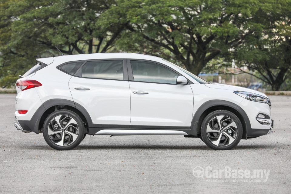 Hyundai Tucson TL (2015) Exterior