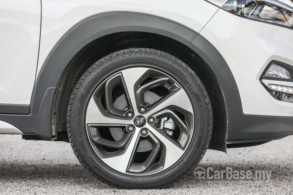 Hyundai Tucson TL (2015) Exterior