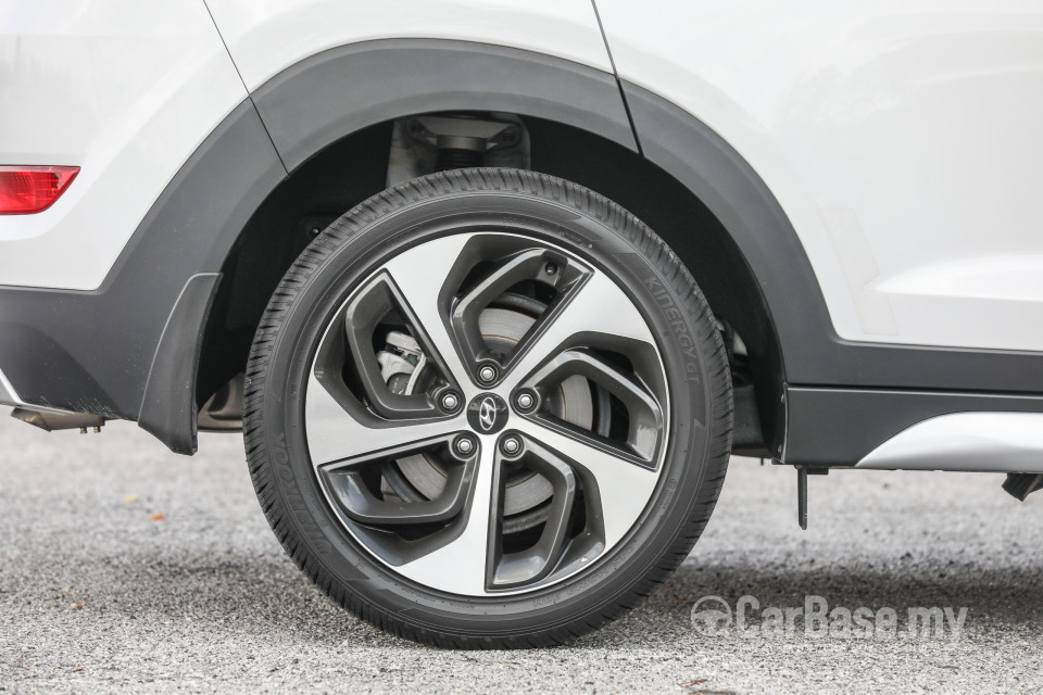 Hyundai Tucson TL (2015) Exterior