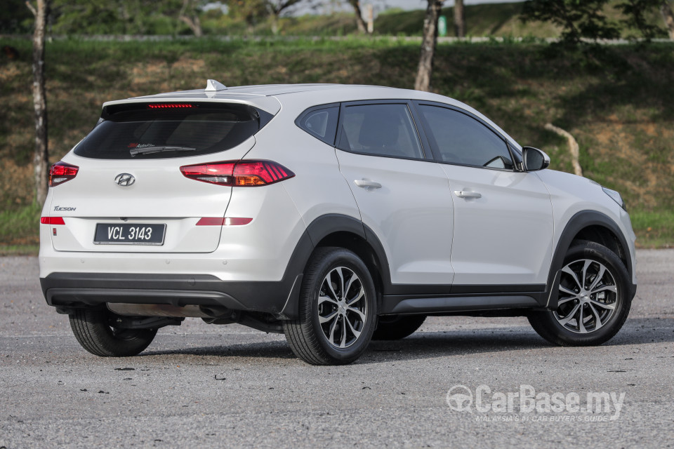 Hyundai Tucson TL (2015) Exterior