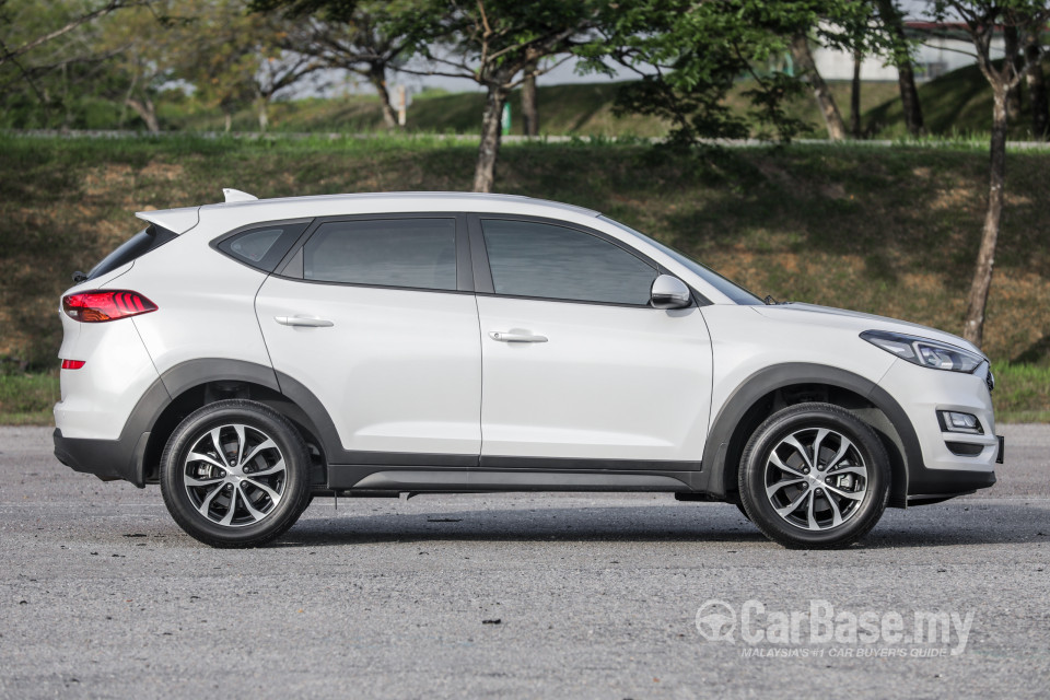 Hyundai Tucson TL (2015) Exterior