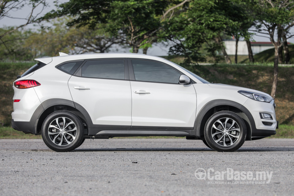 Hyundai Tucson TL (2015) Exterior