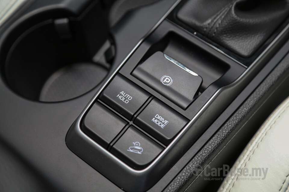 Toyota Camry XV70 Facelift (2022) Interior
