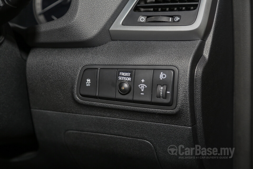 Toyota Camry XV70 Facelift (2022) Interior