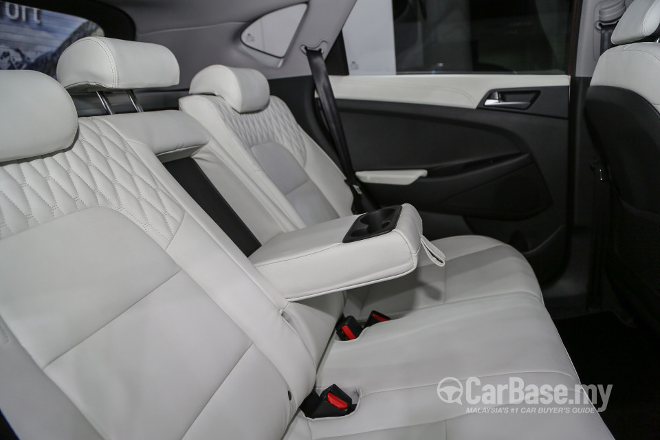 Hyundai Tucson TL (2015) Interior