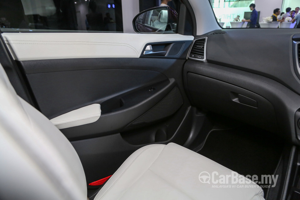 Hyundai Tucson TL (2015) Interior
