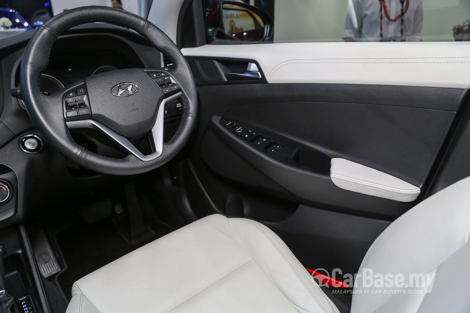 Hyundai Tucson TL (2015) Interior