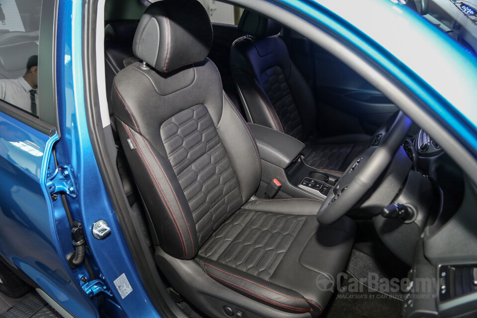 Toyota Fortuner AN160 (2016) Interior