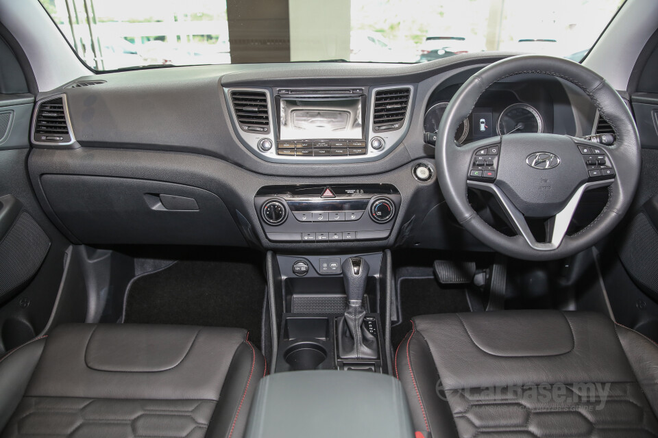 Toyota Fortuner AN160 (2016) Interior