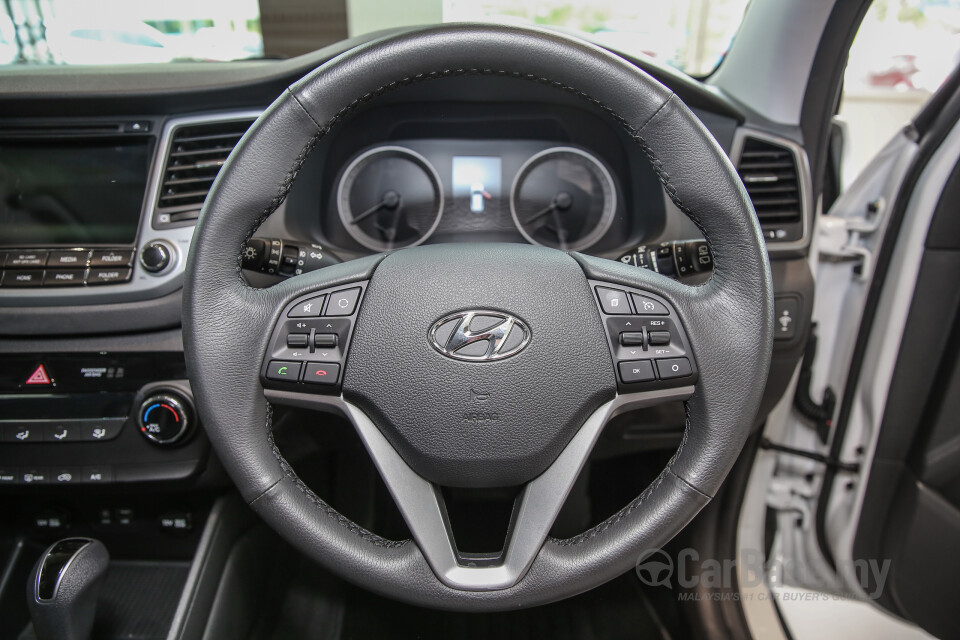 Toyota Camry XV70 Facelift (2022) Interior