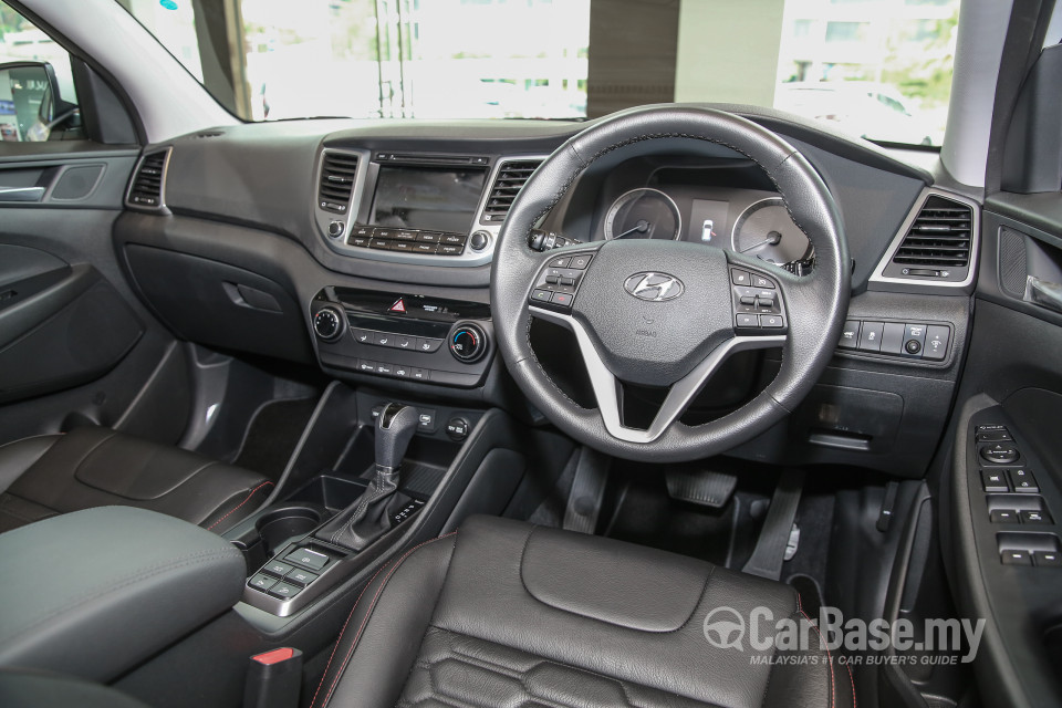 Hyundai Tucson TL (2015) Interior
