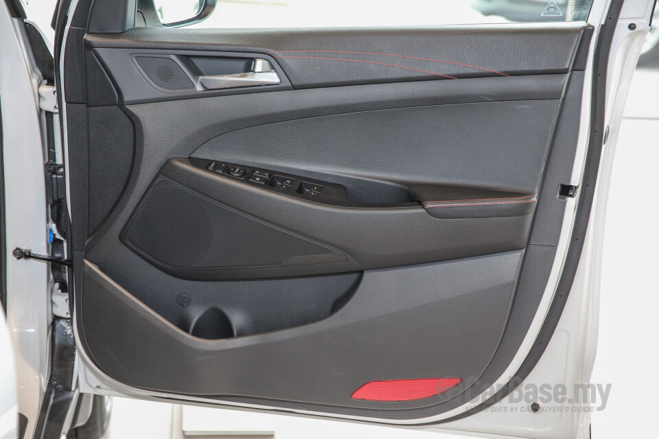 Toyota Camry XV70 Facelift (2022) Interior