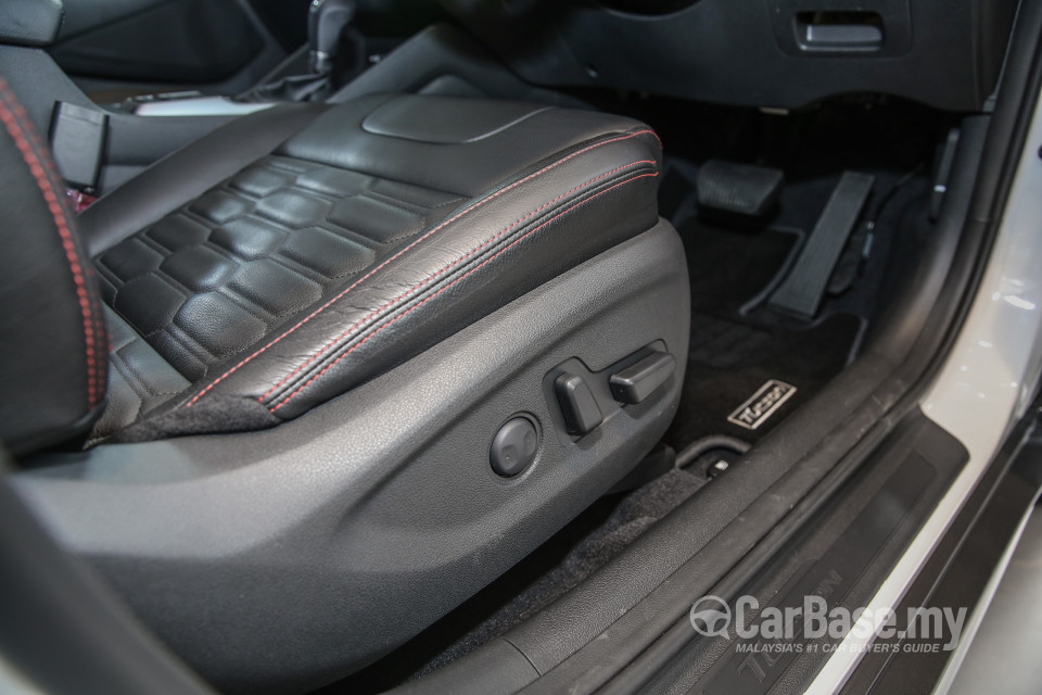 Hyundai Tucson TL (2015) Interior