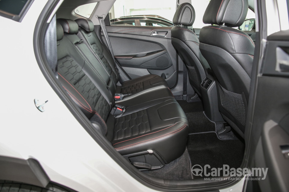 Hyundai Tucson TL (2015) Interior