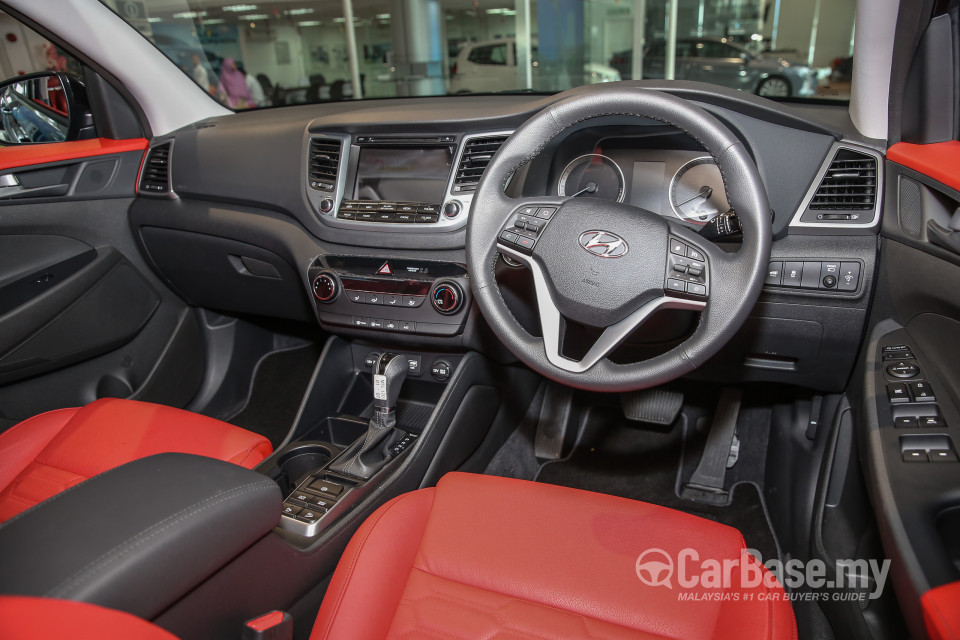 Hyundai Tucson TL (2015) Interior