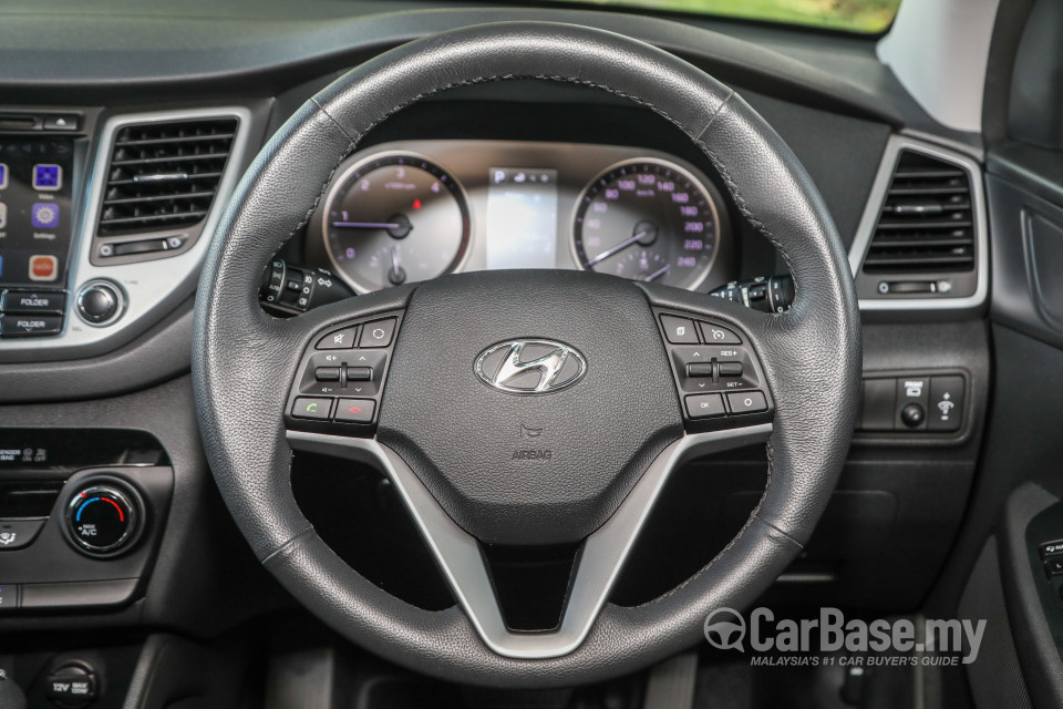 Hyundai Tucson TL (2015) Interior