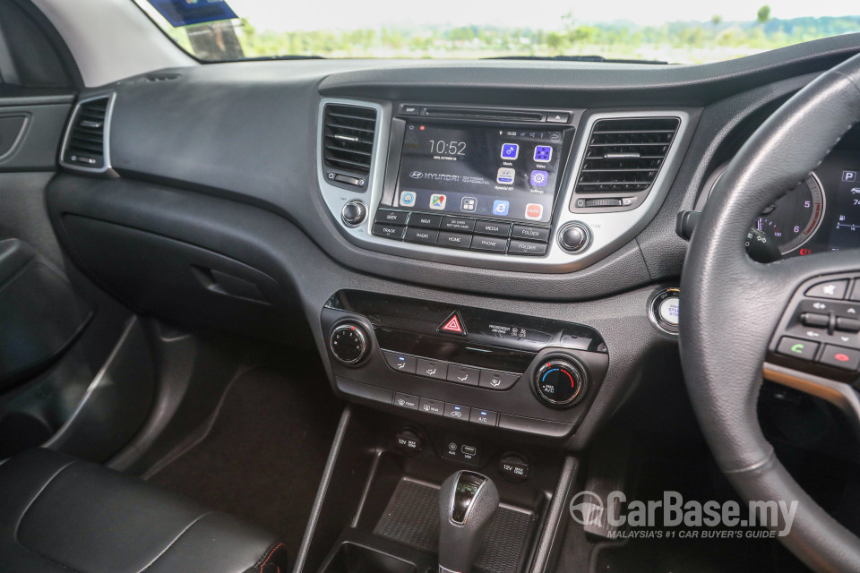 Hyundai Tucson TL (2015) Interior
