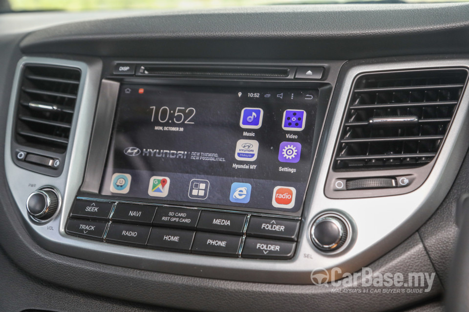 Hyundai Tucson TL (2015) Interior