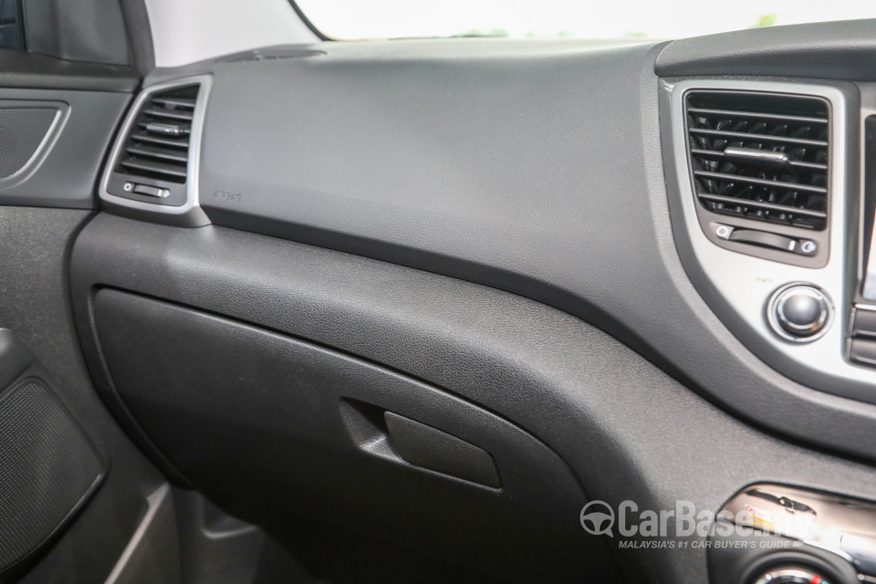 Hyundai Tucson TL (2015) Interior