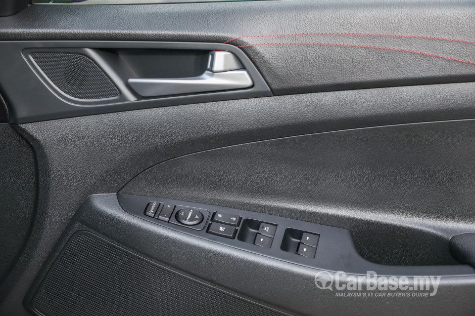 Hyundai Tucson TL (2015) Interior