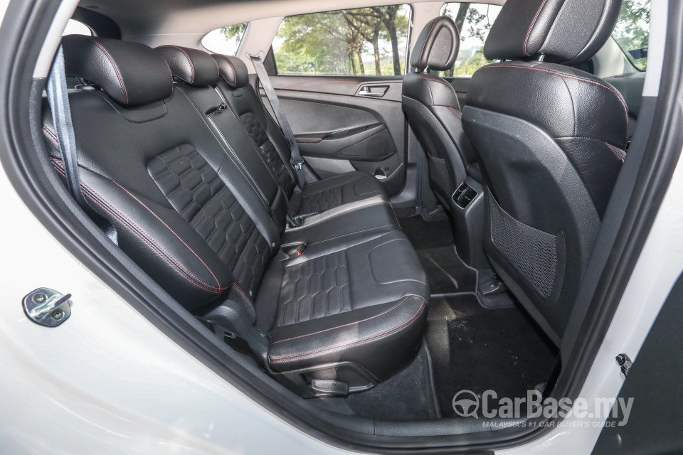Hyundai Tucson TL (2015) Interior