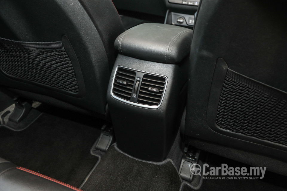 Hyundai Tucson TL (2015) Interior
