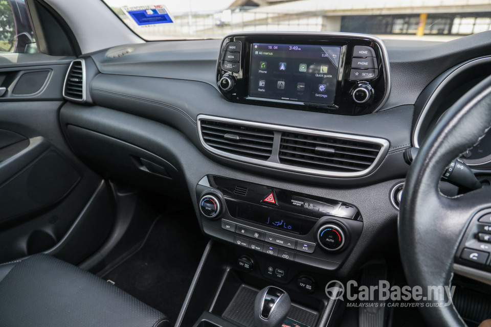 Hyundai Tucson TL (2015) Interior
