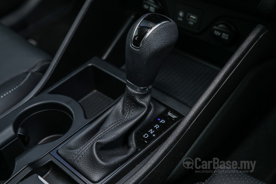 Toyota Camry XV70 Facelift (2022) Interior
