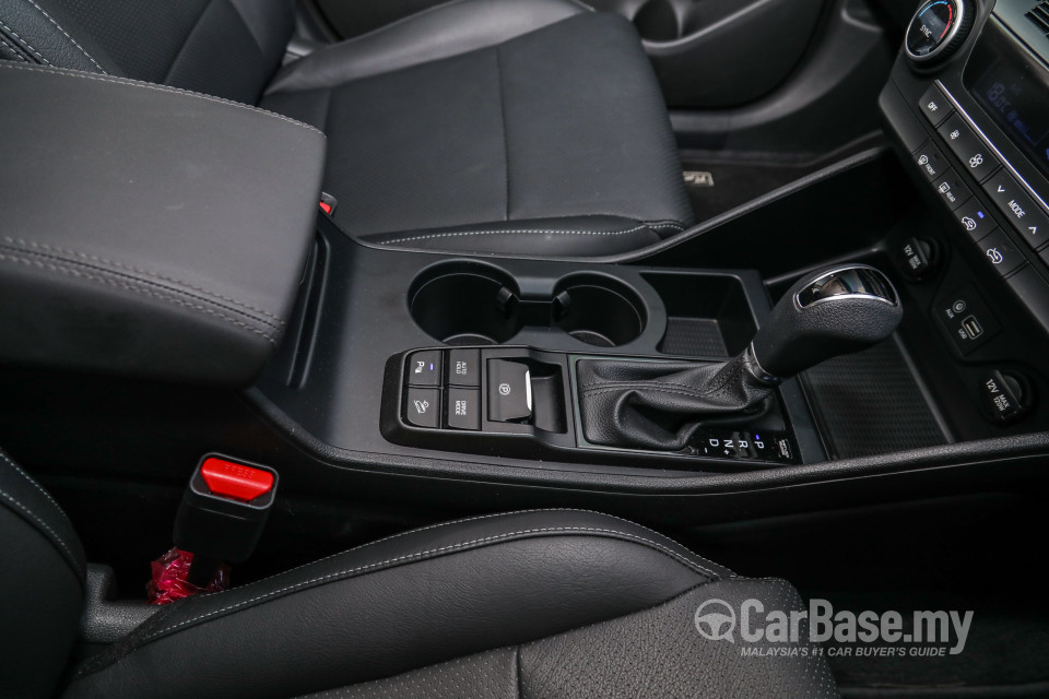 Hyundai Tucson TL (2015) Interior