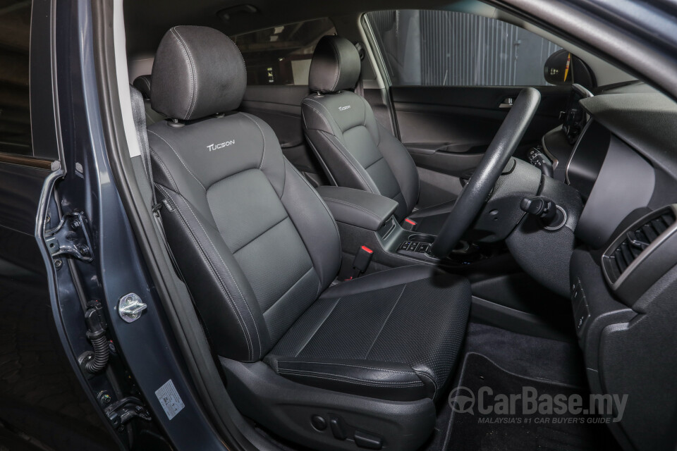 Toyota Camry XV70 Facelift (2022) Interior