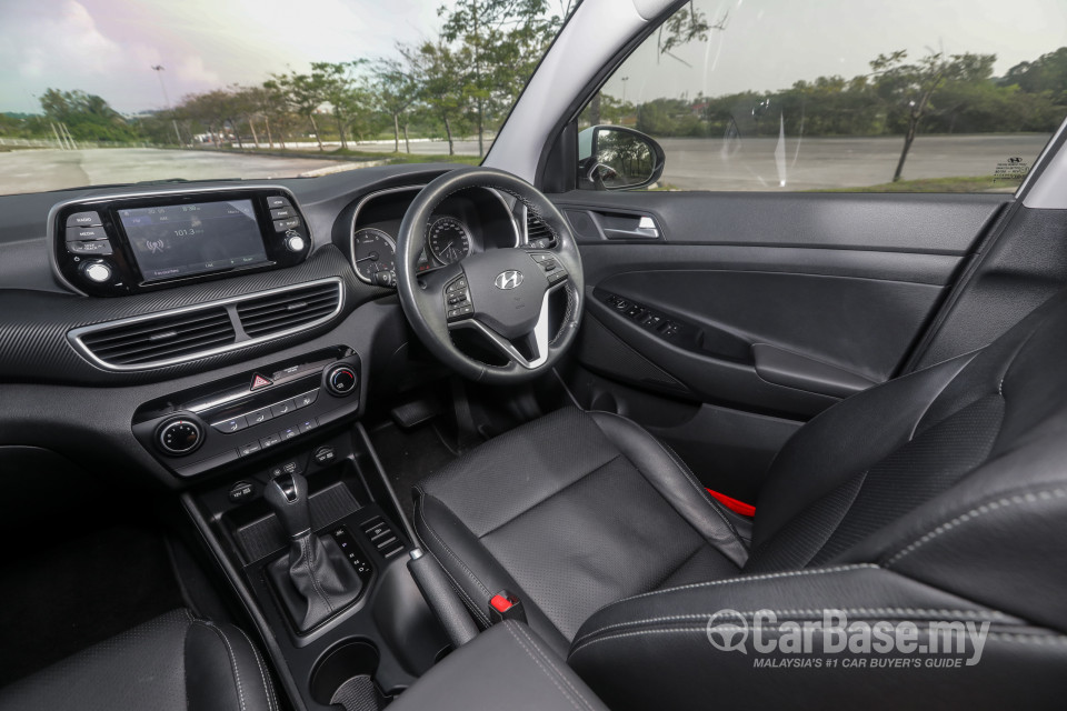 Hyundai Tucson TL (2015) Interior