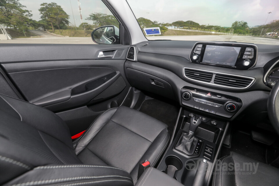 Mitsubishi ASX Mk1 Facelift (2013) Interior