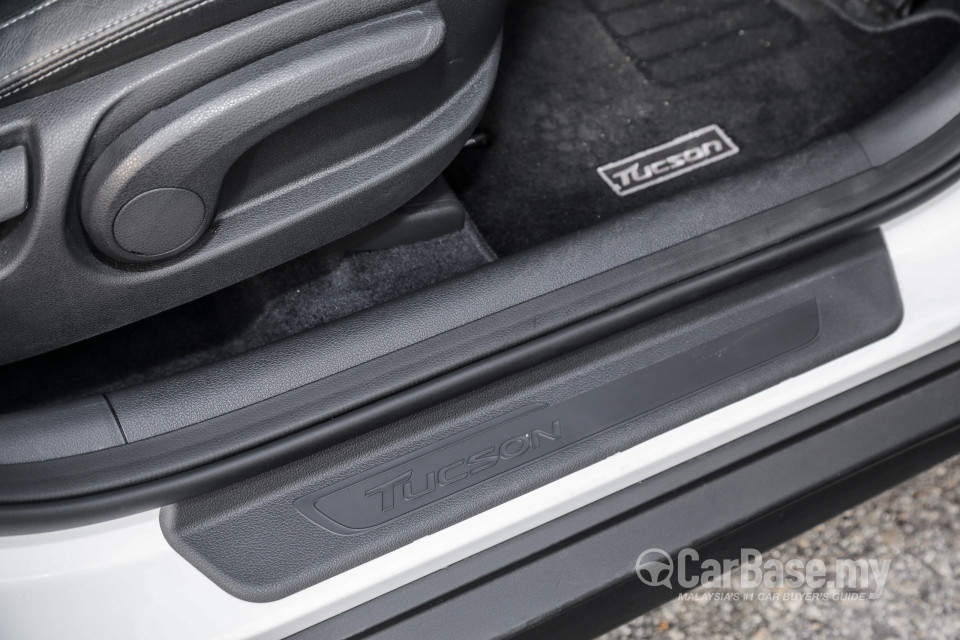 Hyundai Tucson TL (2015) Interior