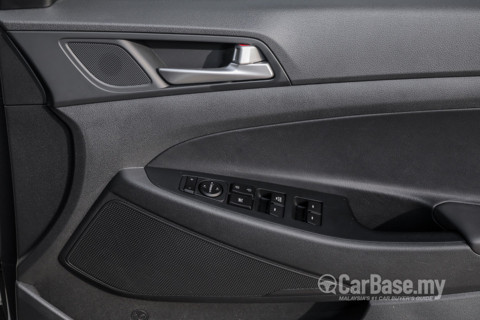 Hyundai Tucson TL (2015) Interior