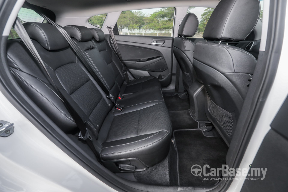 Hyundai Tucson TL (2015) Interior