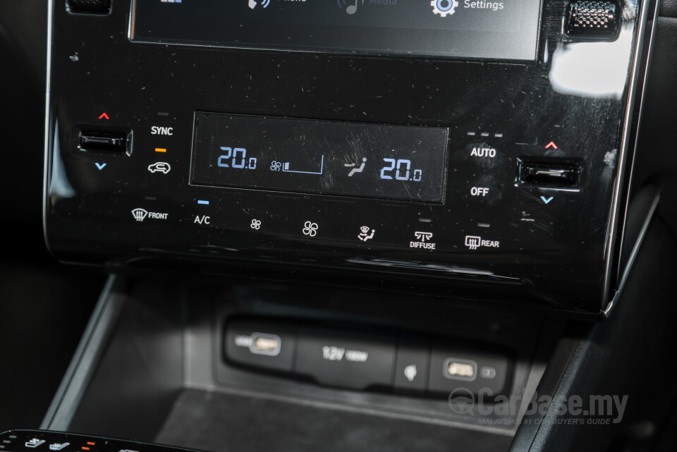Hyundai Tucson NX4 (2023) Interior