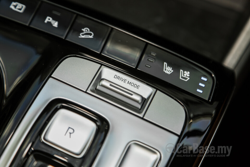 Hyundai Tucson NX4 (2023) Interior